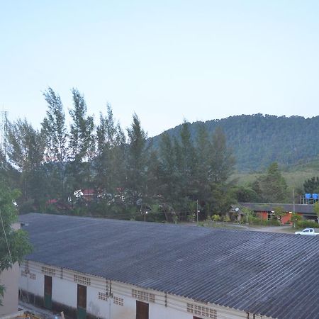 The Metallic Hostel Koh Lanta Luaran gambar
